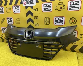 Решетка радиатора Honda