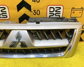 Решетка радиатора MITSUBISHI