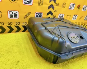 Топливный бак Mitsubishi