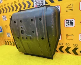 Топливный бак Mitsubishi