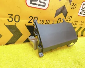 Подушка безопасности для колен Subaru