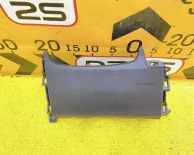 Подушка безопасности для колен Subaru