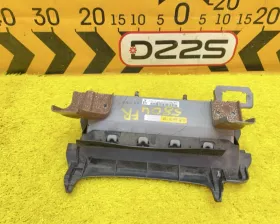 Подушка безопасности для колен Subaru