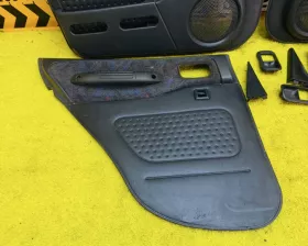 Обшивка дверей TOYOTA