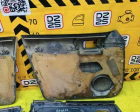 Обшивка дверей TOYOTA