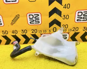 Бачок стеклоомывателя TOYOTA