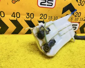 Бачок стеклоомывателя TOYOTA