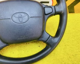 Подушка безопасности водителя TOYOTA
