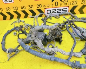 Коса под капот Toyota