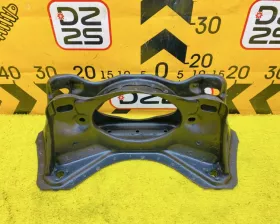 Задняя балка TOYOTA