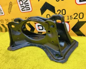 Задняя балка TOYOTA