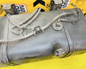 Топливный бак Toyota
