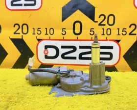 Моторчик заднего дворника Toyota