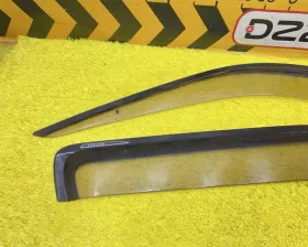 Ветровик на дверь Toyota