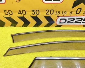 Ветровик на дверь Mazda