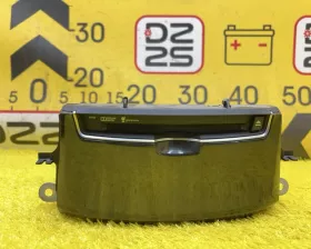Магнитофон Toyota