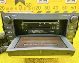 Магнитофон Toyota