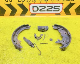Механизм стояночного тормоза Toyota
