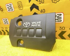 Пластиковая крышка на двс Toyota