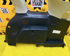 Обшивка багажника Toyota