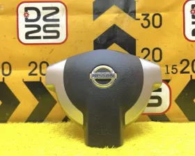 Подушка безопасности водителя Nissan