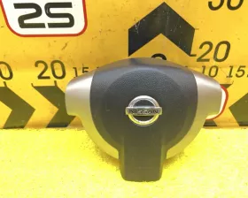 Подушка безопасности водителя Nissan