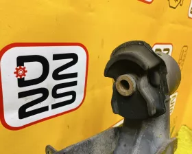 Задняя балка Toyota