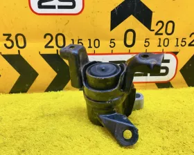 Подушка двигателя Toyota