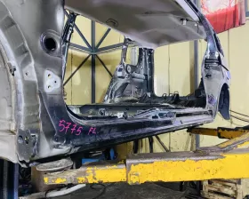 Порог кузова Toyota