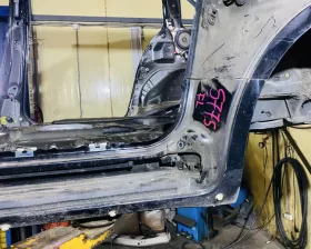 Порог кузова Toyota