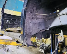Порог кузова Toyota