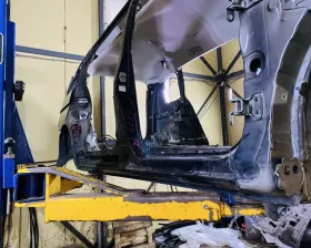 Порог кузова Toyota