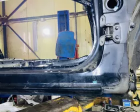 Порог кузова Toyota
