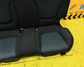Сидение Nissan