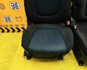 СИДЕНИЕ ПАРА Nissan
