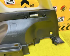 Обшивка багажника Nissan