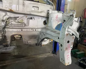 Лонжерон Nissan