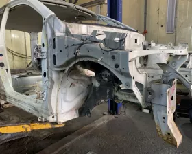 Лонжерон Nissan