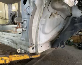 Лонжерон Nissan
