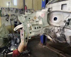 Лонжерон Nissan