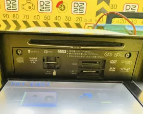 Магнитофон TOYOTA