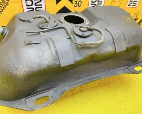 Топливный бак Suzuki
