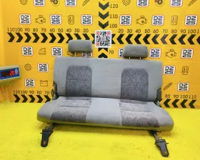 Сидение Nissan