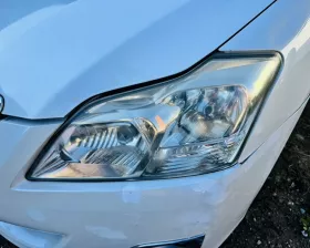 Фара Toyota