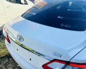 Крышка багажника Toyota