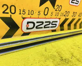 Полозья двери Nissan