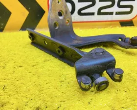 Ролик раздвижной двери Nissan
