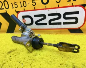 Главный цилиндр сцепления Nissan