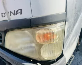 Фара Toyota