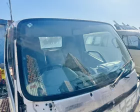 Лобовое стекло Toyota